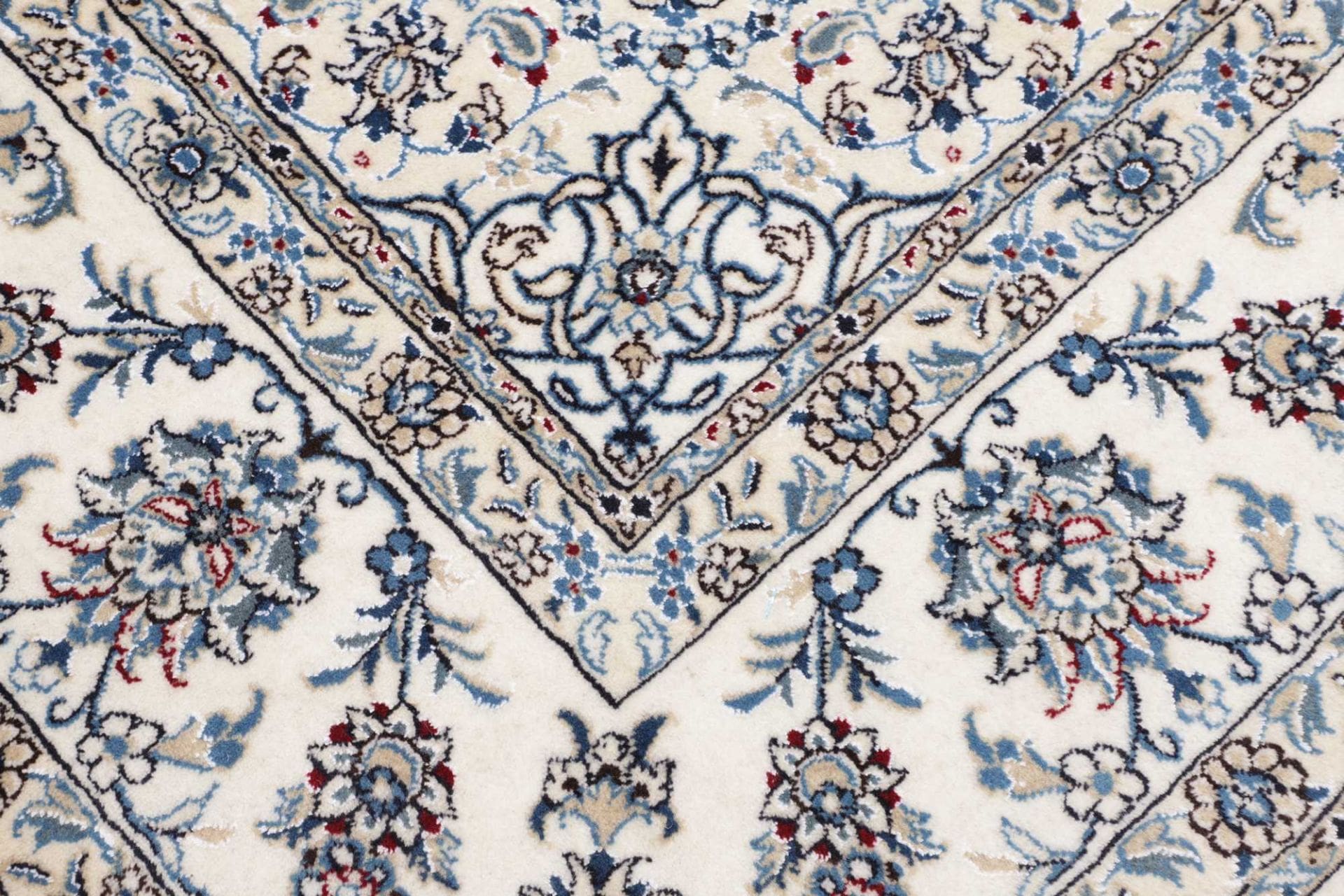 nain-teppich-252-x-343cm-florale-muster-handgeknupft-perserteppich-5 Nain Persian Rug — hand-knotted, 252 × 343 cm, Wool