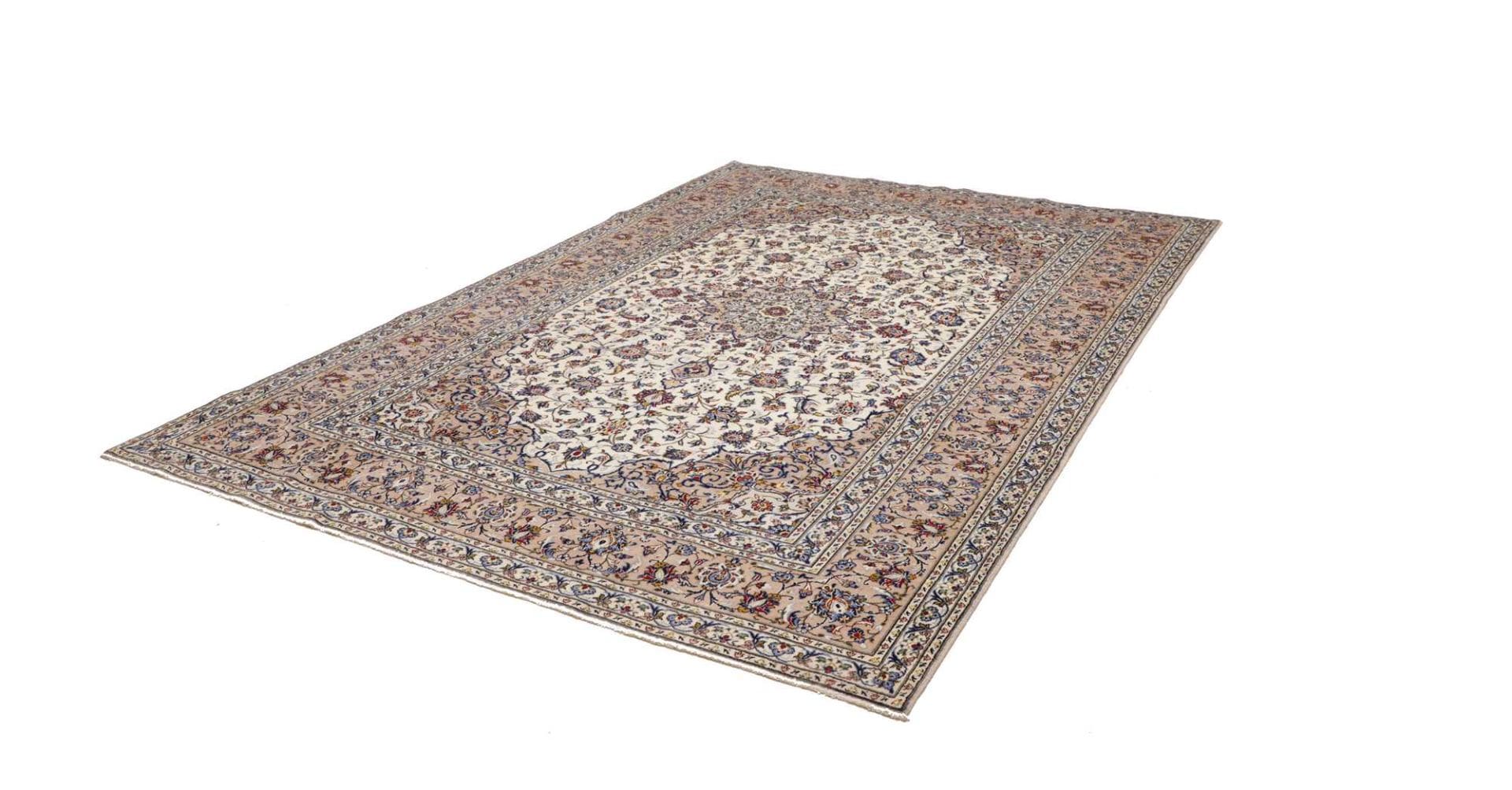 Kashan Persian Rug 246 × 363 cm, Wool, hand-knotted