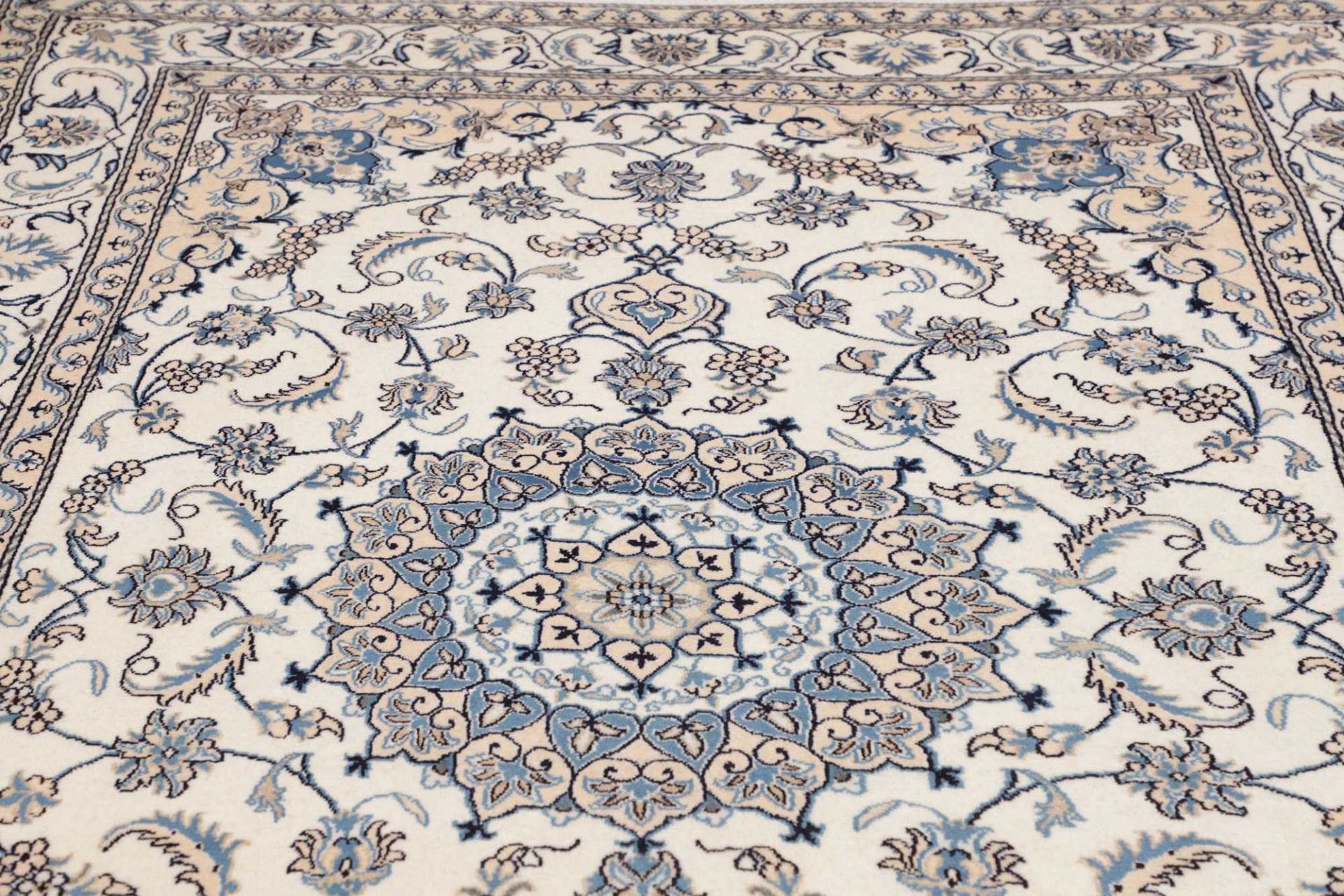 Nain Persian Rug 201 × 295 cm, Wool, hand-knotted