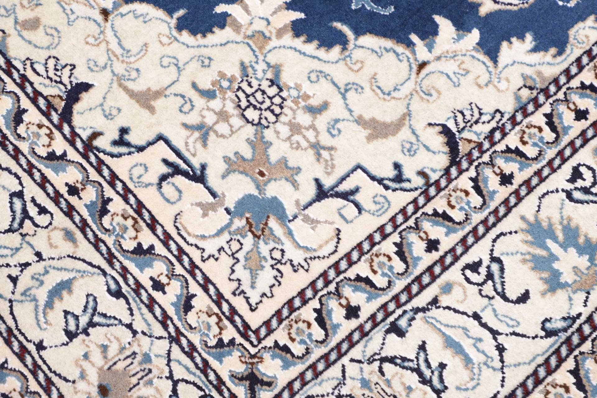 Hand-Knotted Wool Nain Persian Rug, 168 × 233 cm