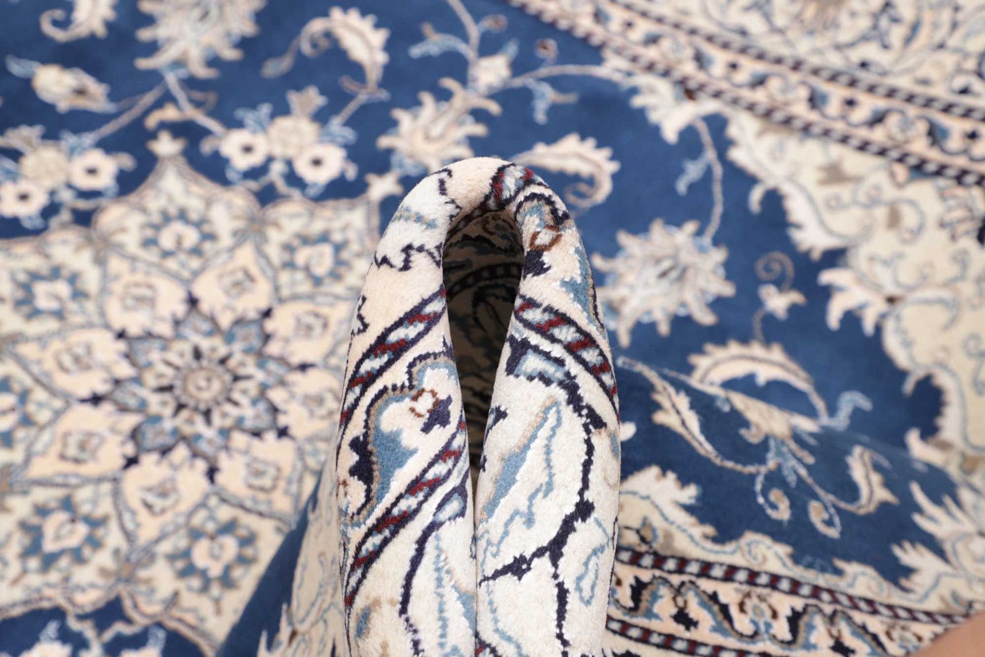 Hand-Knotted Wool Nain Persian Rug, 168 × 233 cm