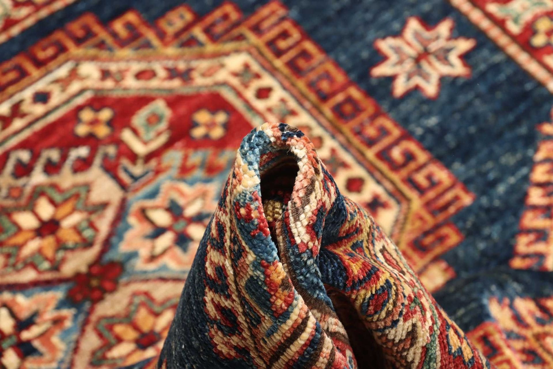 Kazak Pakistani Rug 126 × 181 cm, Wool, hand-knotted