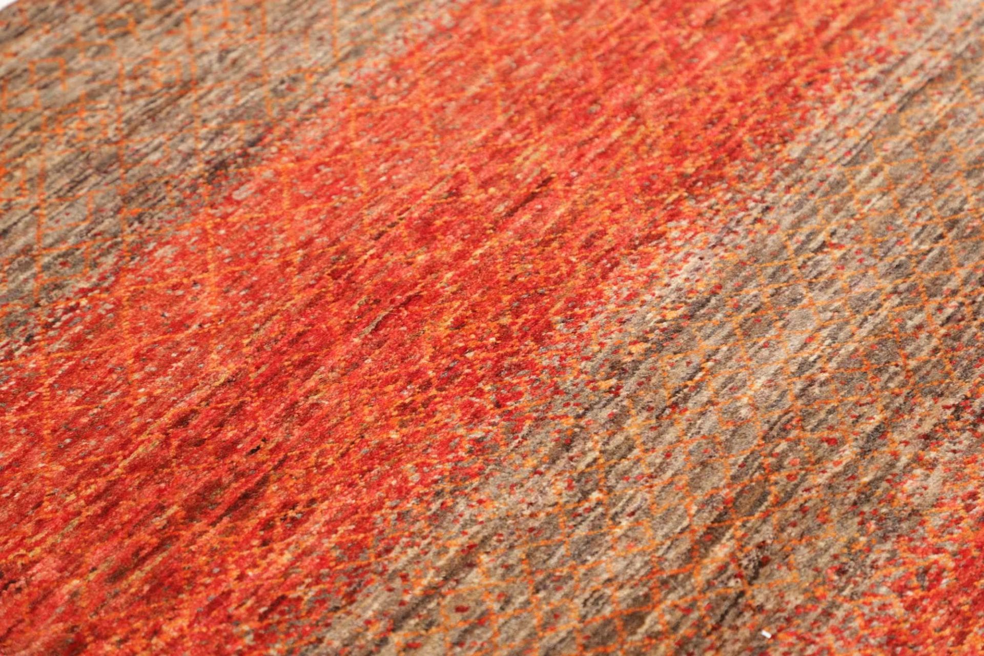 Hand-Knotted Wool Loribaft Pakistani Rug, 95 × 152 cm