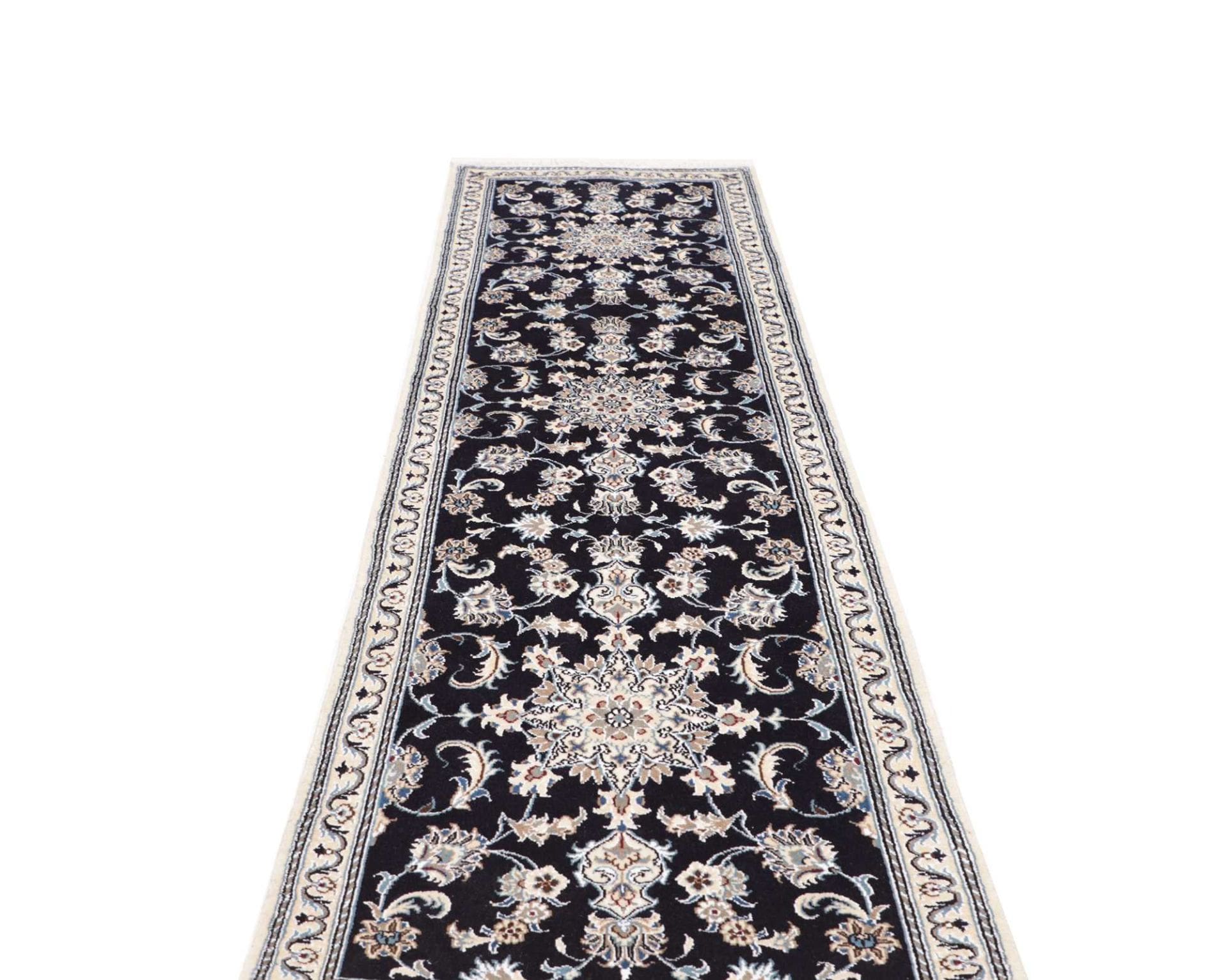 Nain Persian Rug — hand-knotted, 83 × 291 cm, Wool