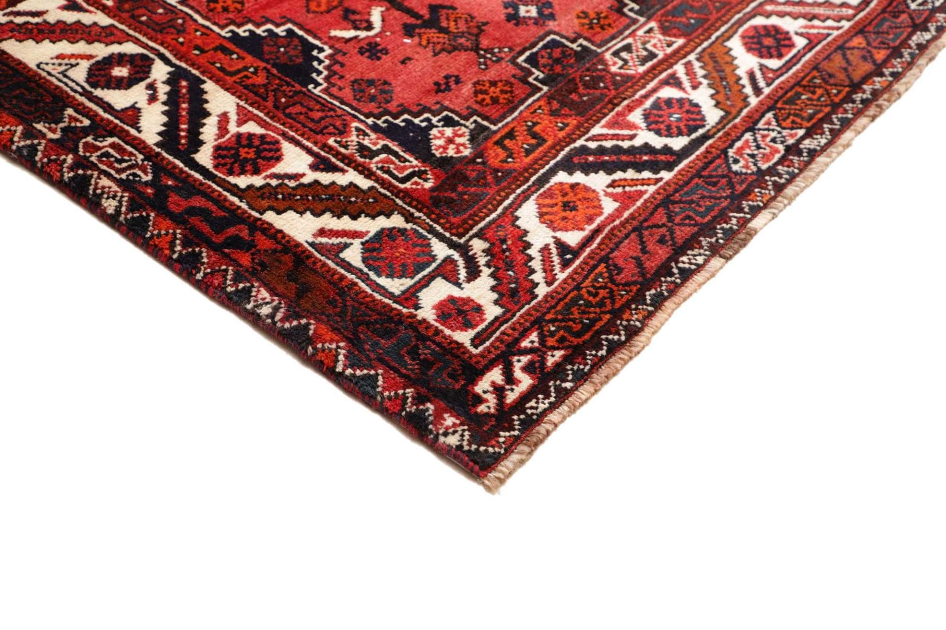 Hand-Knotted Wool Shiraz Persian Rug, 228 × 318 cm