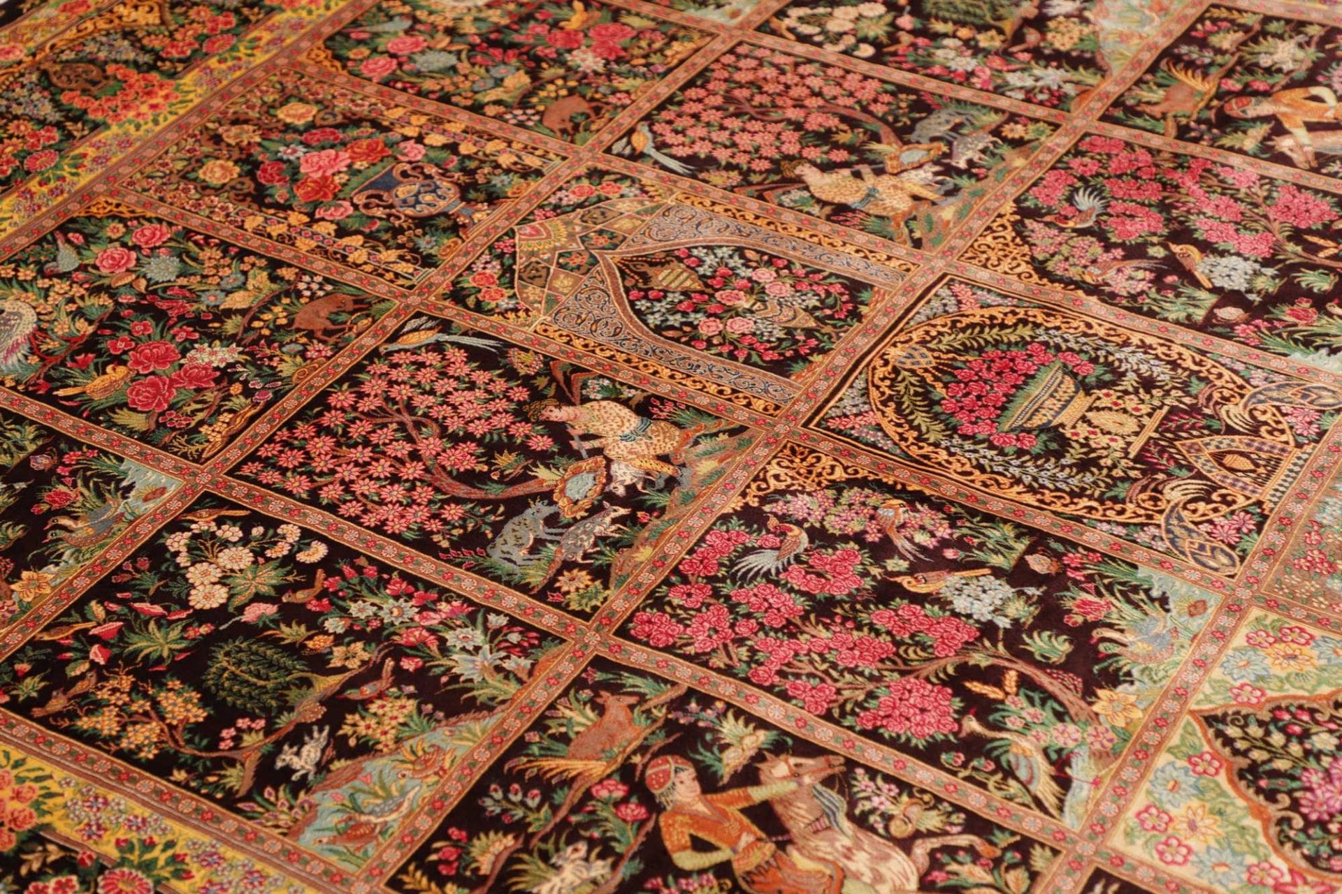 Qom Persian Rug 200 × 207 cm, Silk, hand-knotted