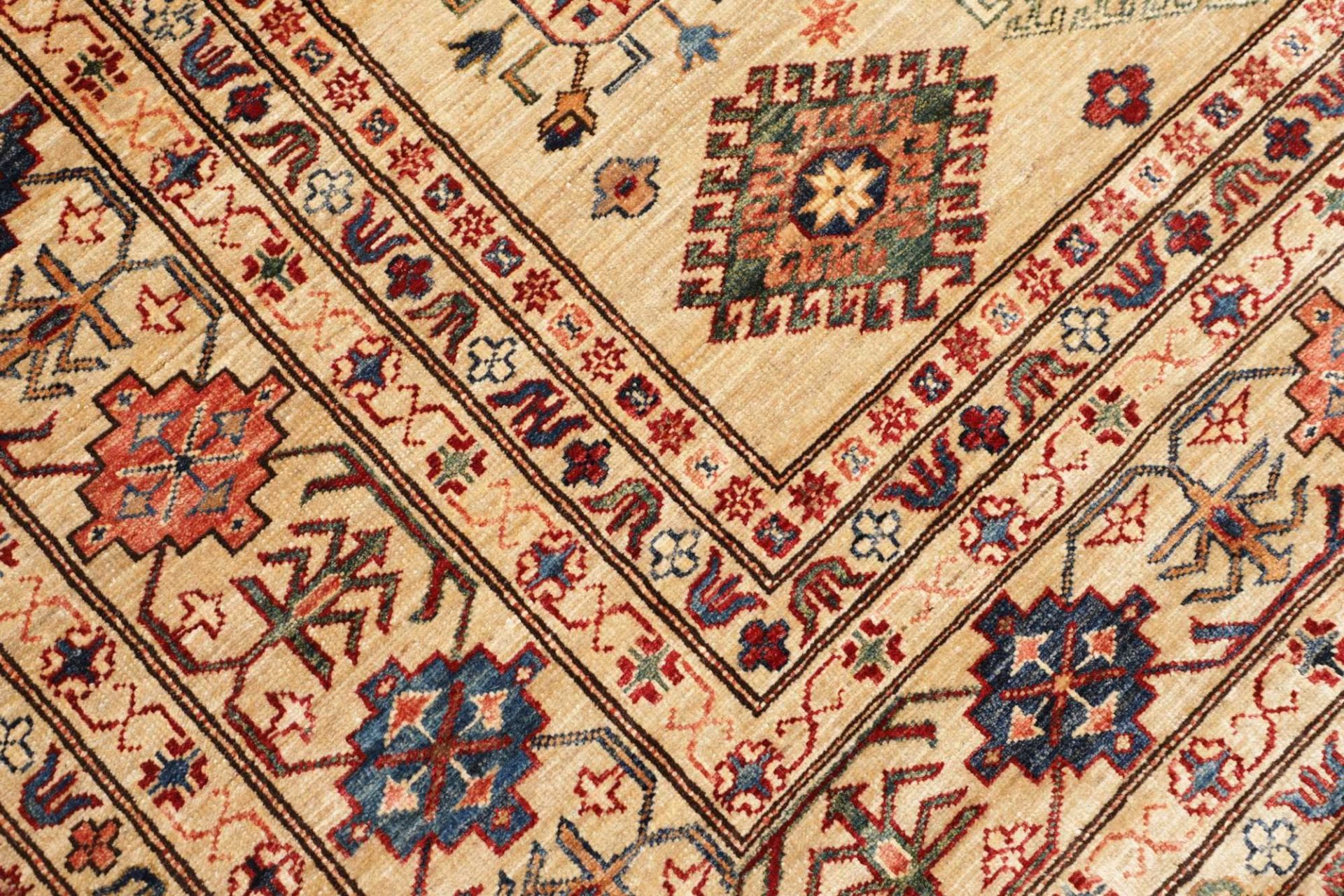 kazak-teppich-264-x-304-cm-geometrisches-muster-handgeknupft-5 Kazak Pakistani Rug 264 × 304 cm, Wool, hand-knotted