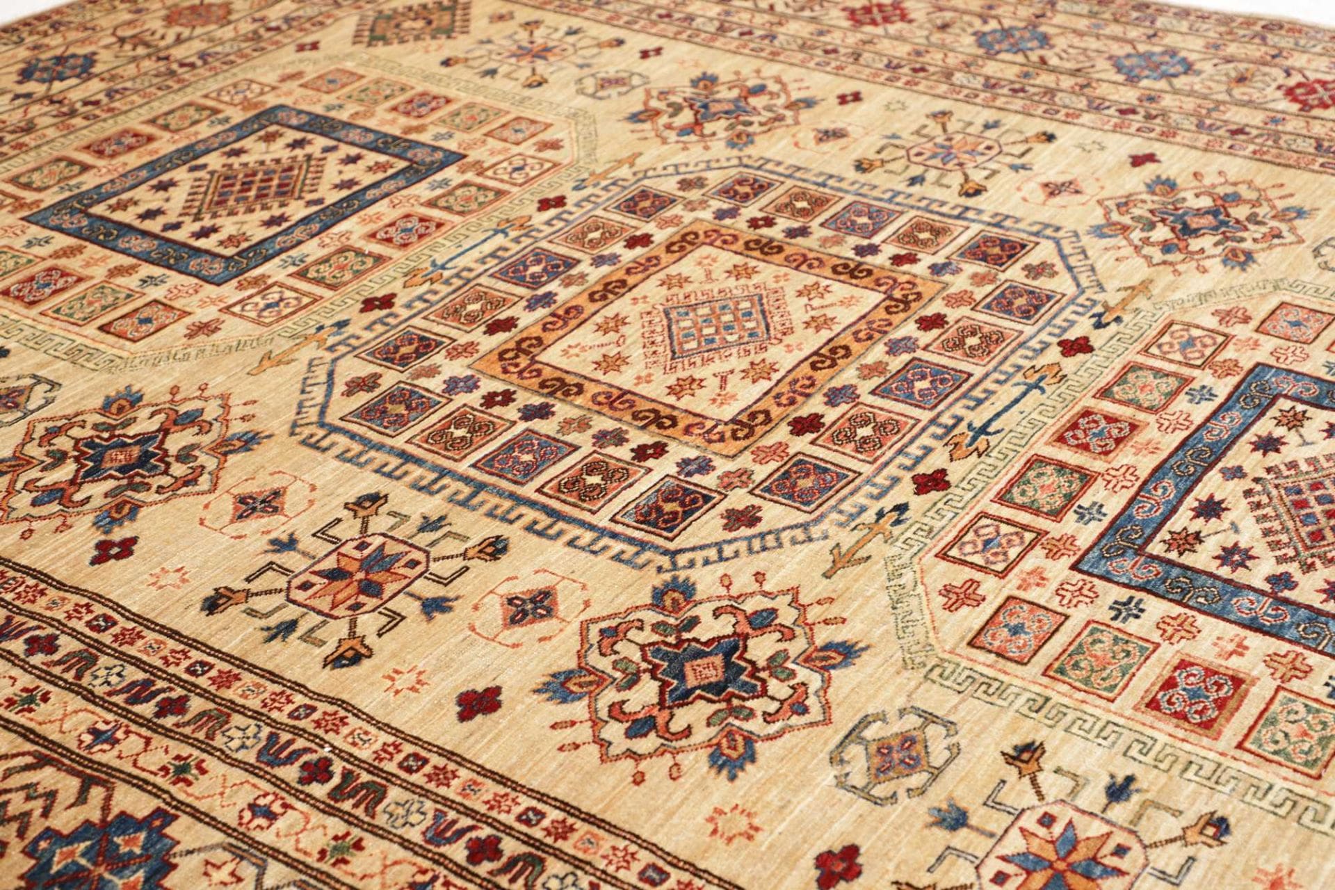 kazak-teppich-264-x-304-cm-geometrisches-muster-handgeknupft-6 Kazak Pakistani Rug 264 × 304 cm, Wool, hand-knotted