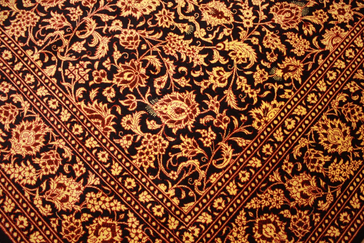 seidenteppich-ghom-202x131-cm-schwarz-gold-handgeknupft-orientteppich-5 Qom Persian Rug — handmade, Wool