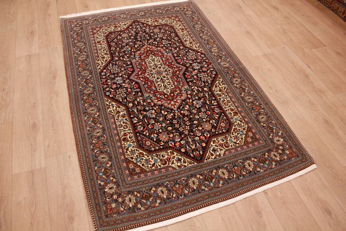 perser-teppich-ghom-226x145-cm-dunkelblau-handgeknupft-1 Qom Persian Rug