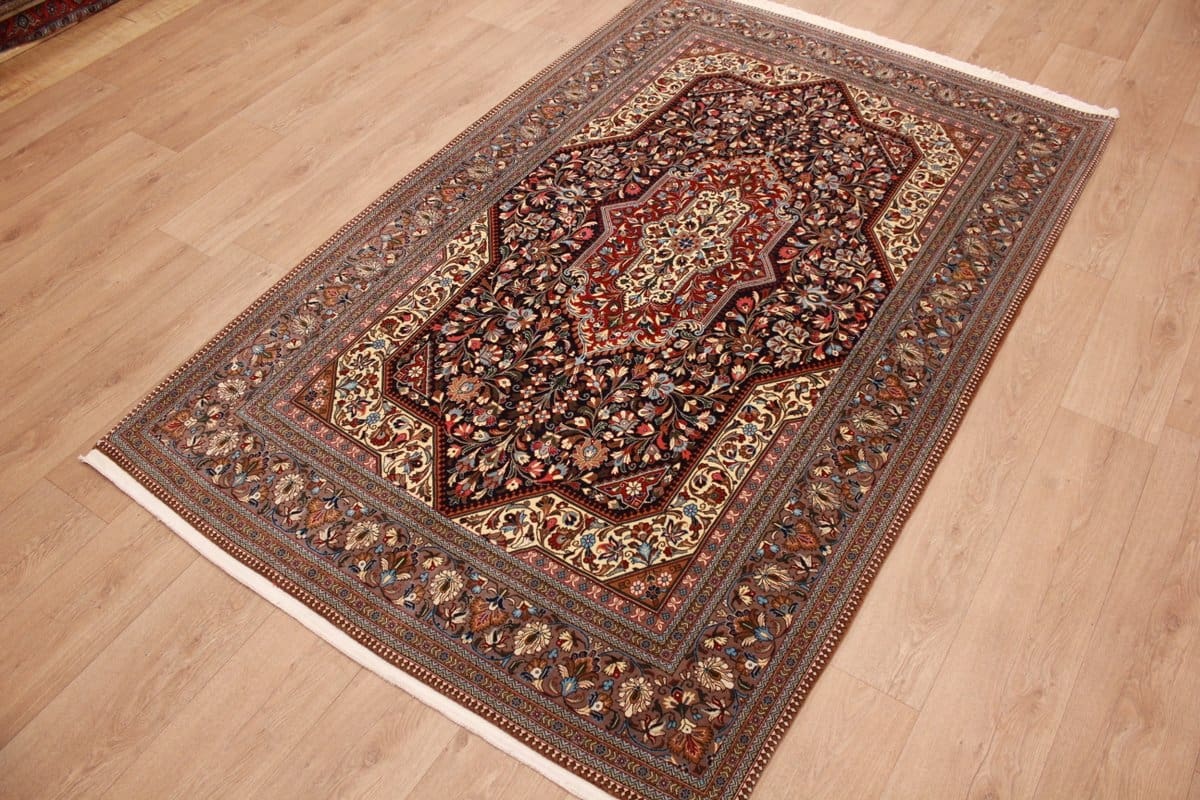 perser-teppich-ghom-226x145-cm-dunkelblau-handgeknupft-3 Qom Persian Rug