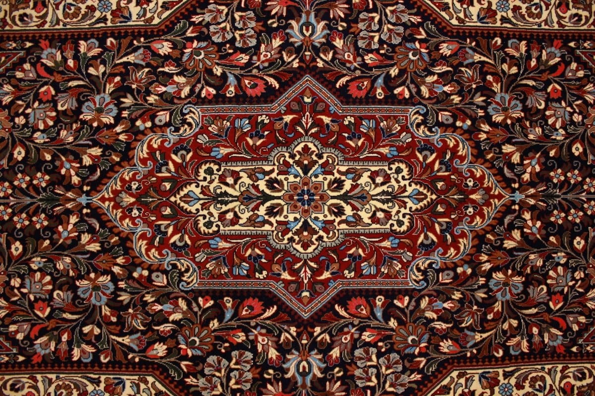 perser-teppich-ghom-226x145-cm-dunkelblau-handgeknupft-7 Qom Persian Rug