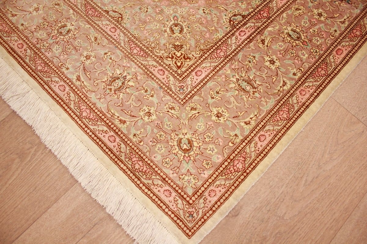 ghom-seidenteppich-195x135-cm-beige-feingliedrig-handgeknupft-4 Qom Silk Rug 195×135 cm Beige, feingliedrig, hand-knotted