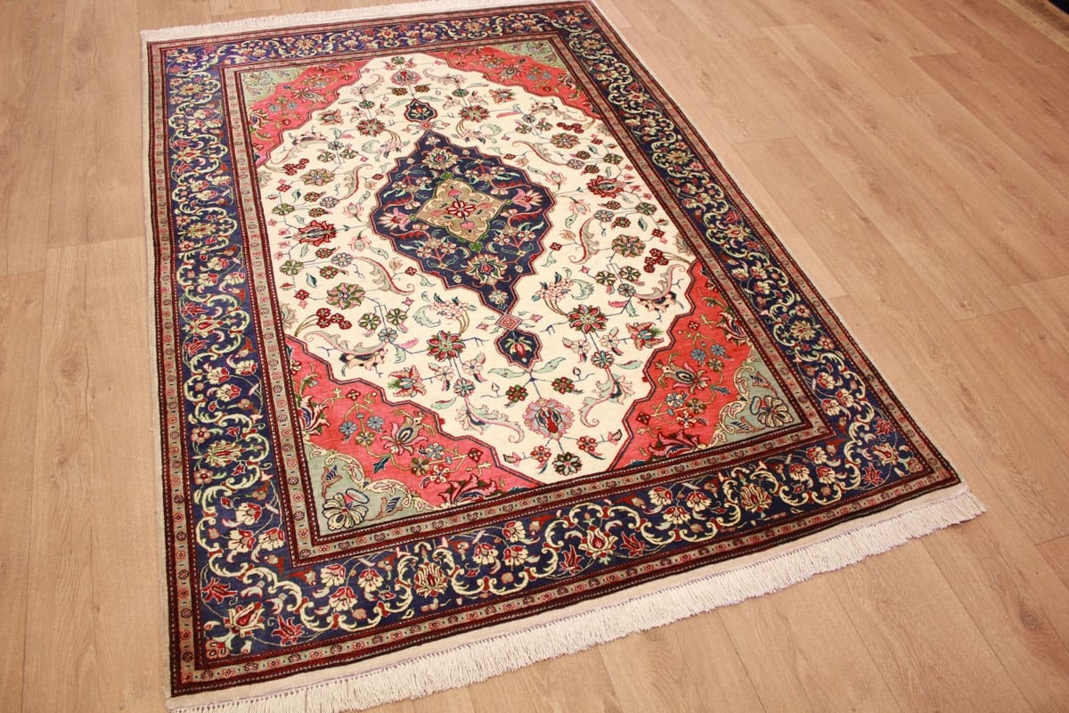Perser Teppich Qom Silk Rug 192×136 cm Beige, hand-knotted