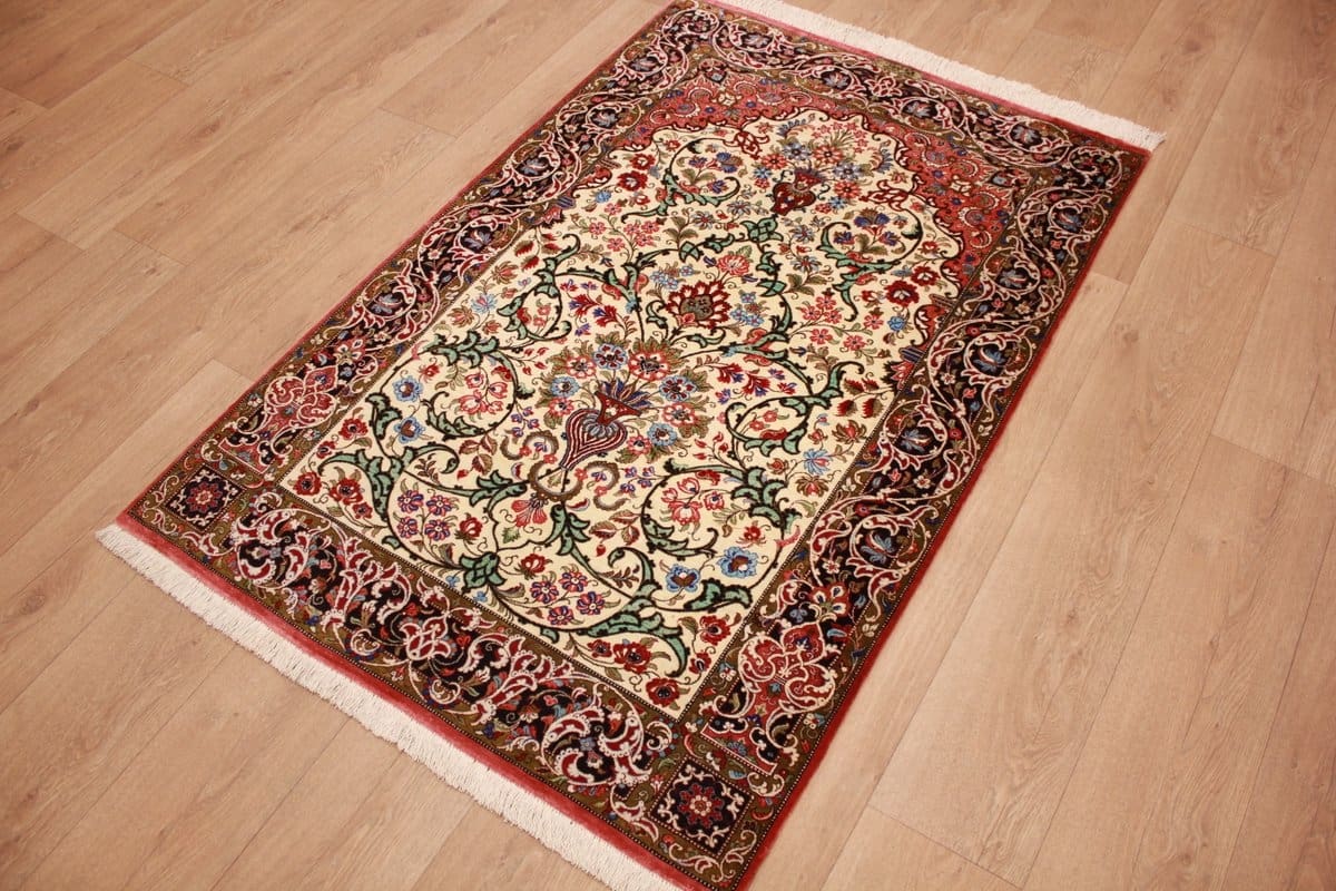 orientteppich-ghom-158x103-cm-beige-feine-seide-handgeknupft-3 Qom Persian Rug — hand-knotted, Silk