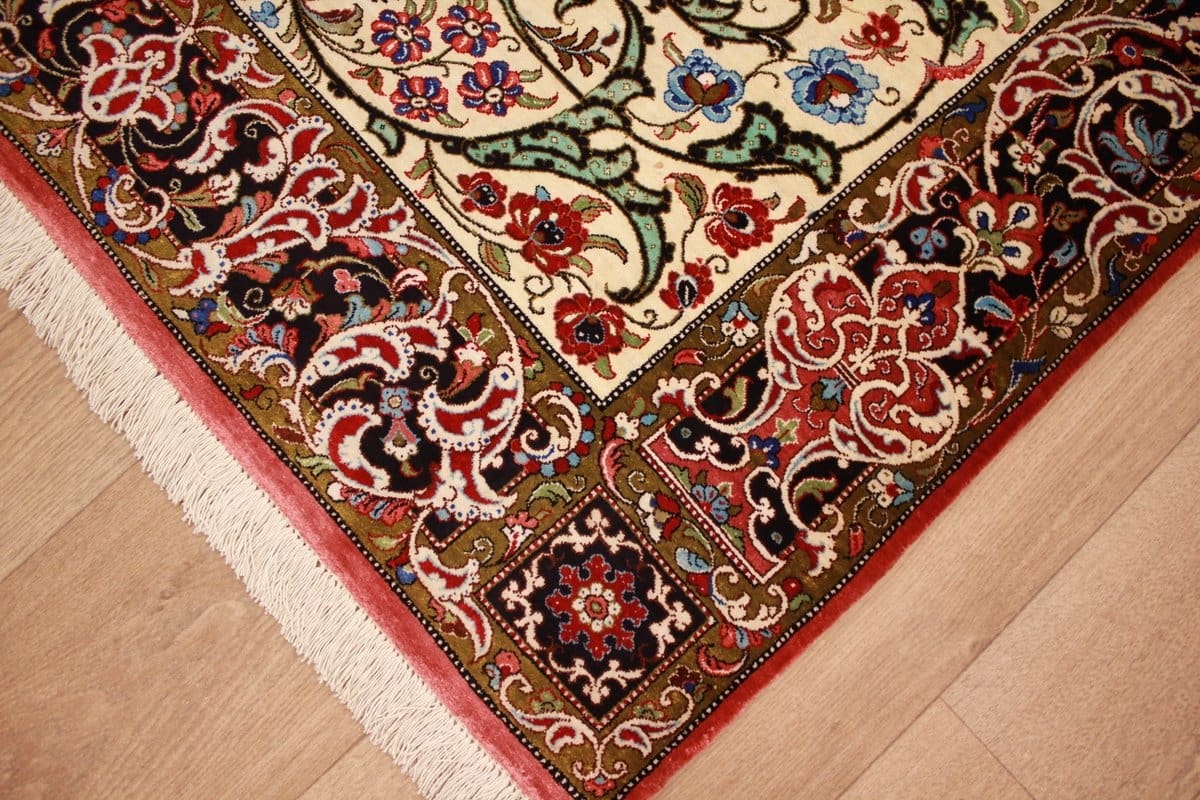 orientteppich-ghom-158x103-cm-beige-feine-seide-handgeknupft-4 Qom Persian Rug — hand-knotted, Silk