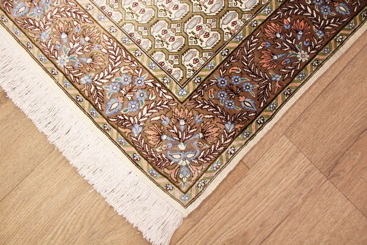 beiger-seidenteppich-ghom-122x81-cm-feingliedrig-handgeknupft-4 Qom Persian Rug — hand-knotted, Silk