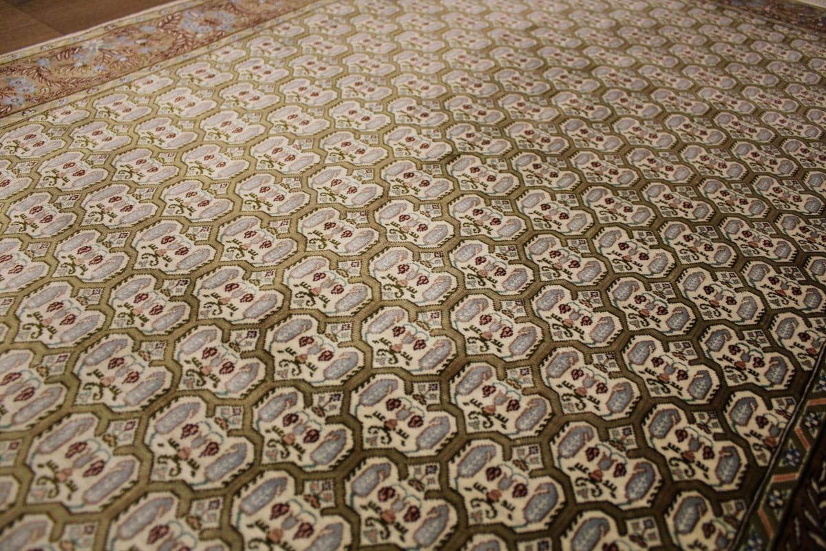 beiger-seidenteppich-ghom-122x81-cm-feingliedrig-handgeknupft-6 Qom Persian Rug — hand-knotted, Silk