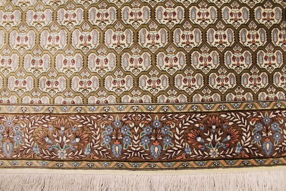 beiger-seidenteppich-ghom-122x81-cm-feingliedrig-handgeknupft-8 Qom Persian Rug — hand-knotted, Silk