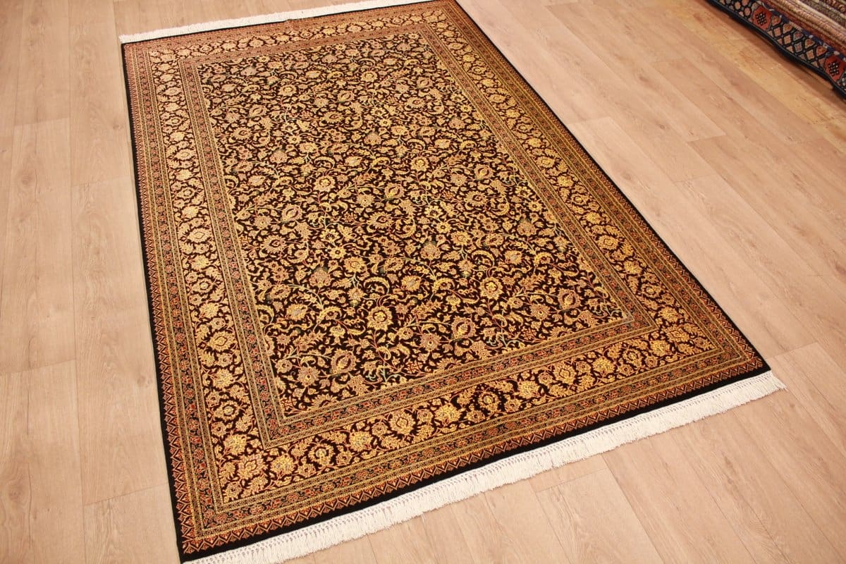perser-teppich-ghom-242x161-cm-reiner-seide-feine-muster-handgeknupft-1 Qom Persian Rug — hand-knotted, Silk