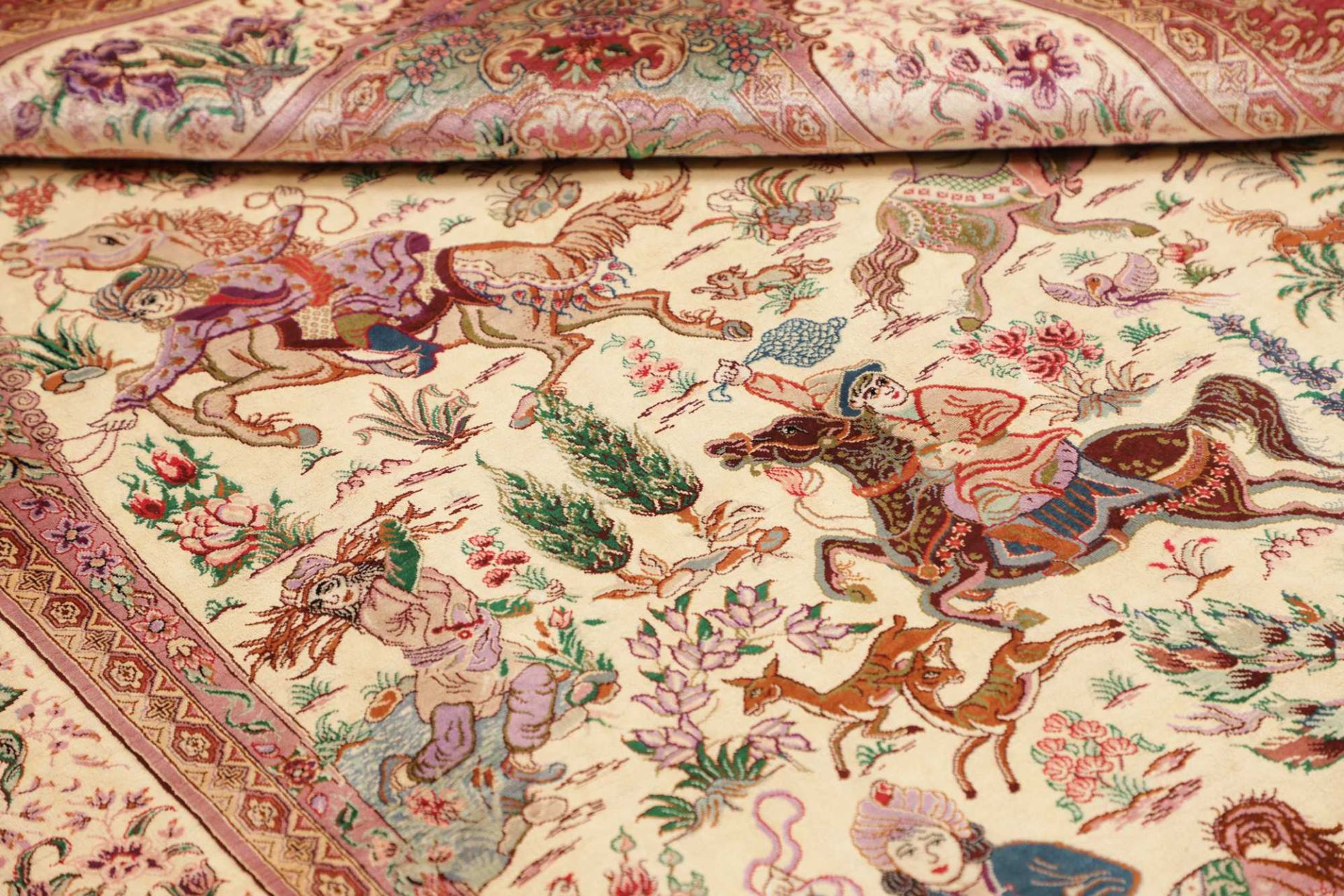 rwsw2_40_475130-10_1920x1920 Hand-Knotted Silk Qom Persian Rug, 135 × 201 cm