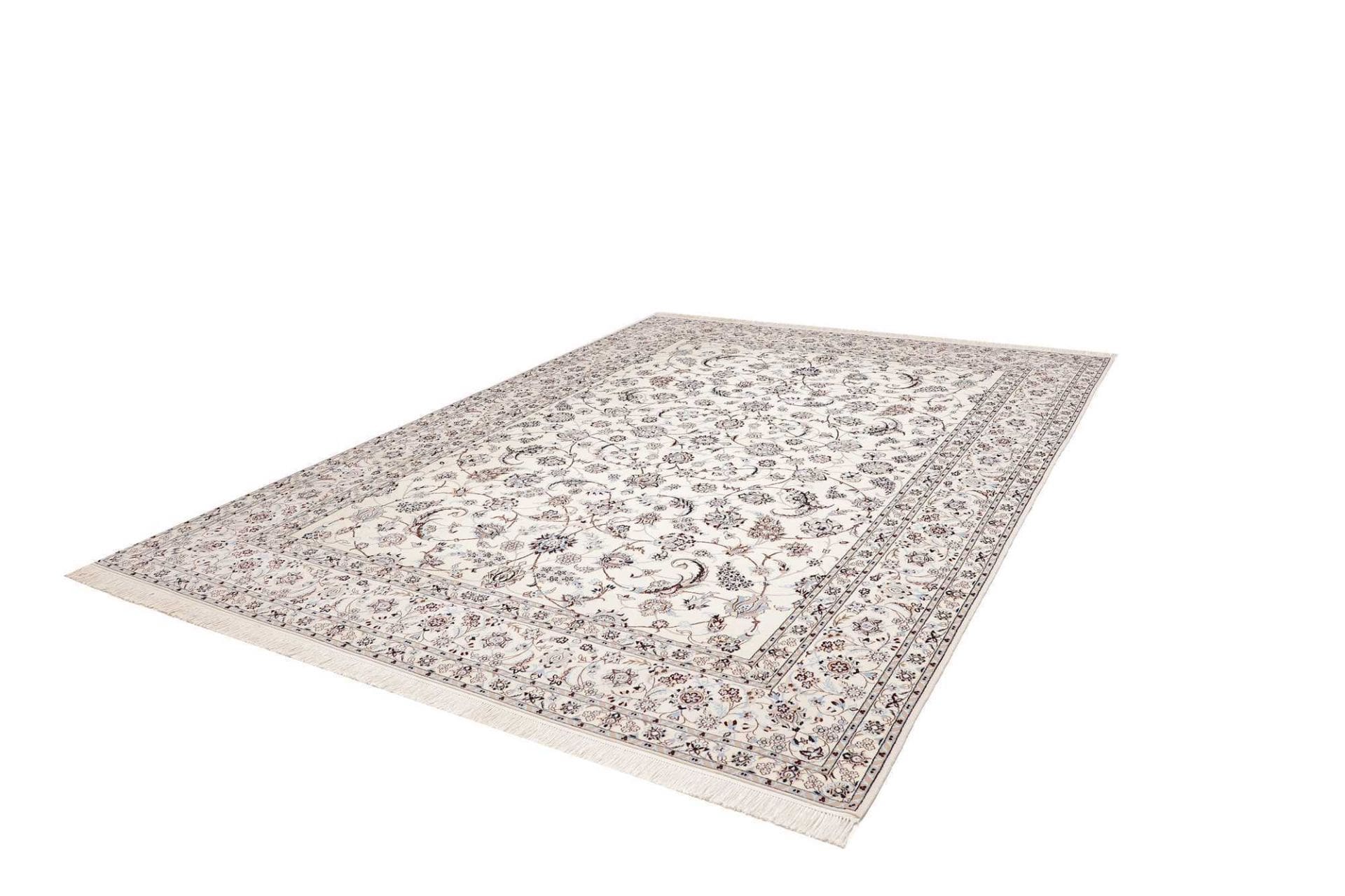 Nain Persian Rug 260 × 350 cm, Wool, hand-knotted