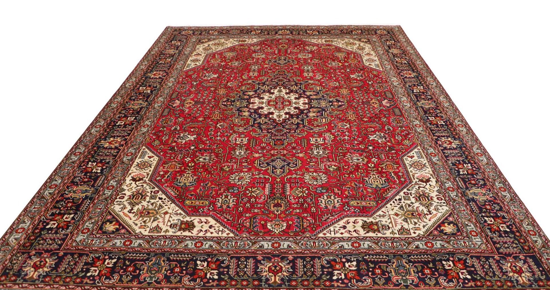 eleganter-tabriz-teppich-251-x-334cm-schurwolle-handgeknupft-3 Tabriz Persian Rug — hand-knotted, 251 × 334 cm, Wool