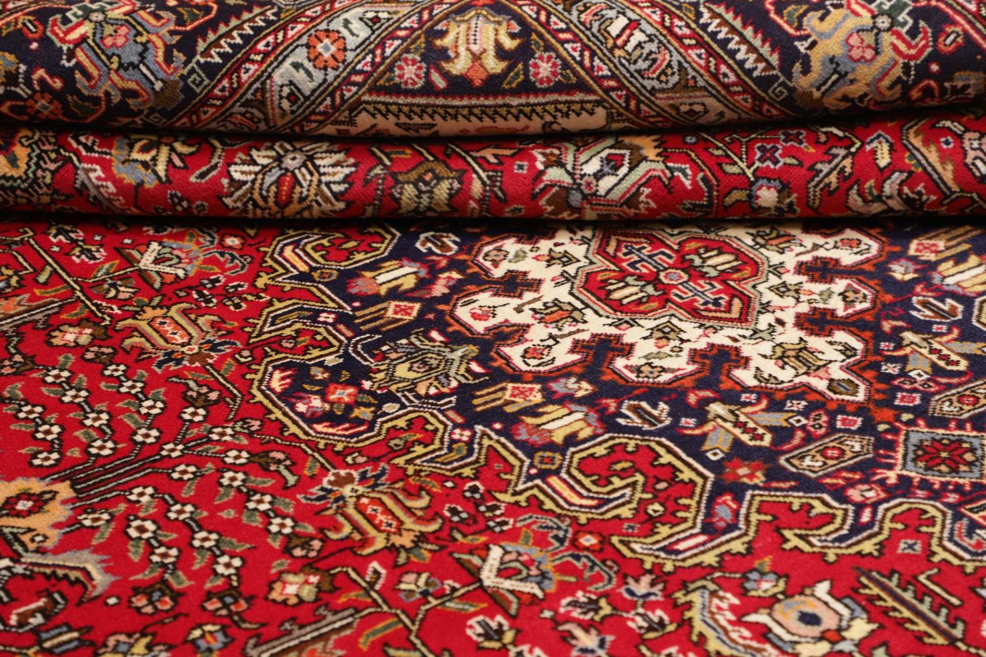 eleganter-tabriz-teppich-251-x-334cm-schurwolle-handgeknupft-9 Tabriz Persian Rug — hand-knotted, 251 × 334 cm, Wool