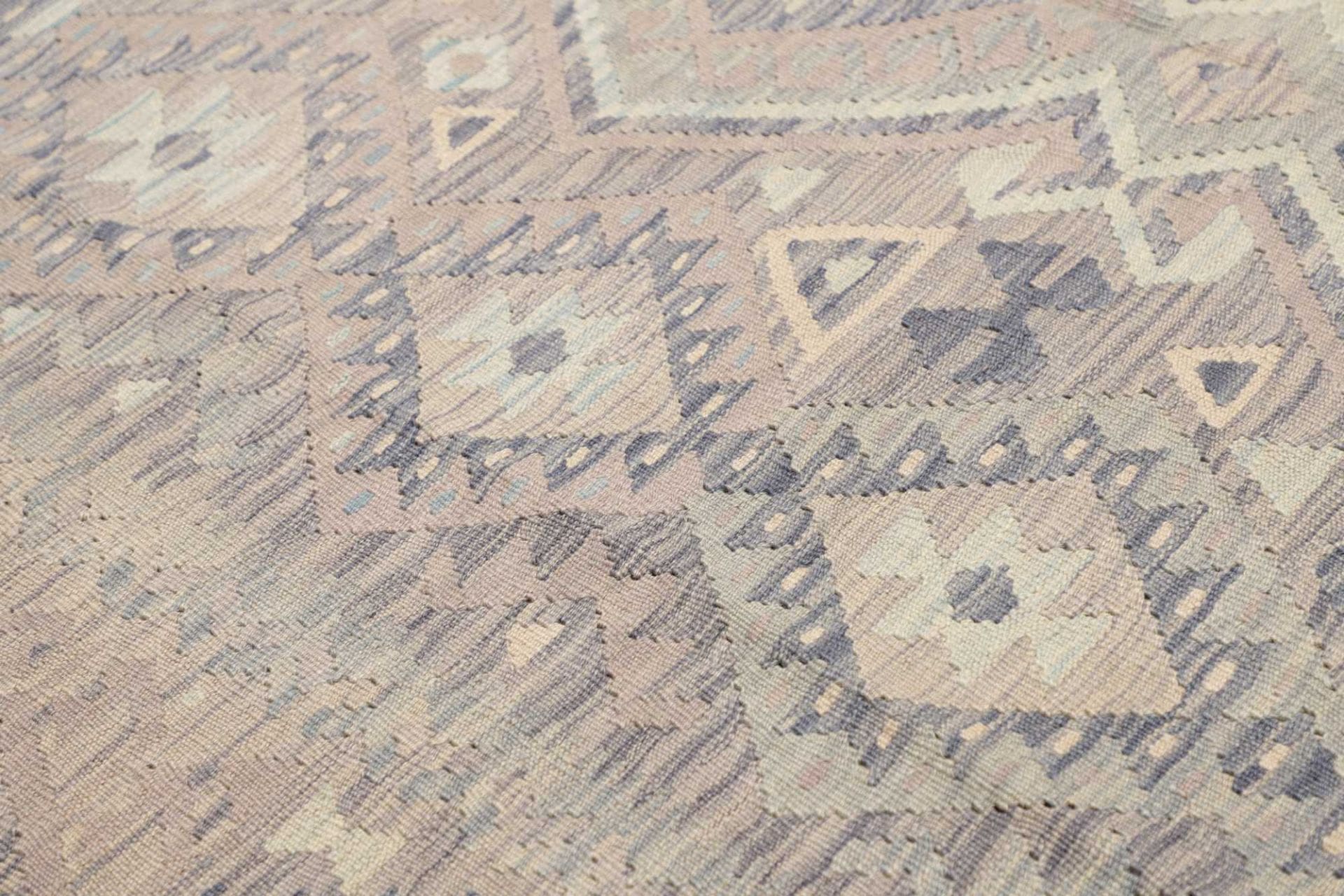 kelim-teppich-208-x-291-cm-schurwolle-handgewebt-rustikal-3 Kilim Pakistani Rug — hand-woven, 208 × 291 cm, Wool
