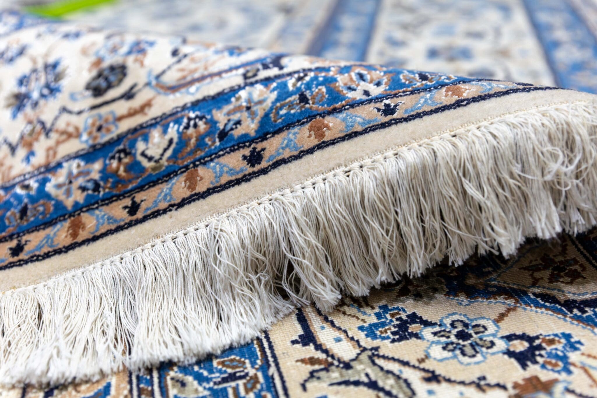 Hand-Knotted Wool Nain Persian Rug, 320 × 205 cm