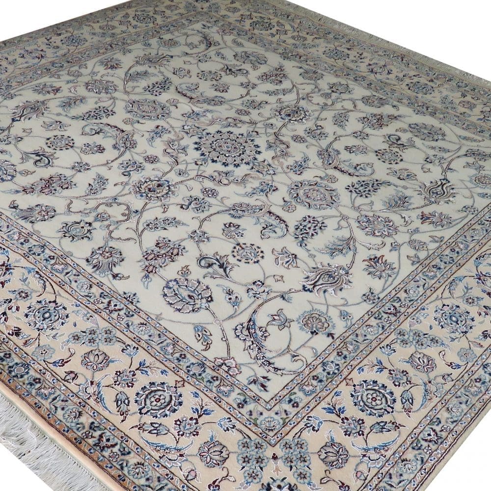 Nain Persian Rug — hand-knotted, 200 × 200 cm, Wool & Silk