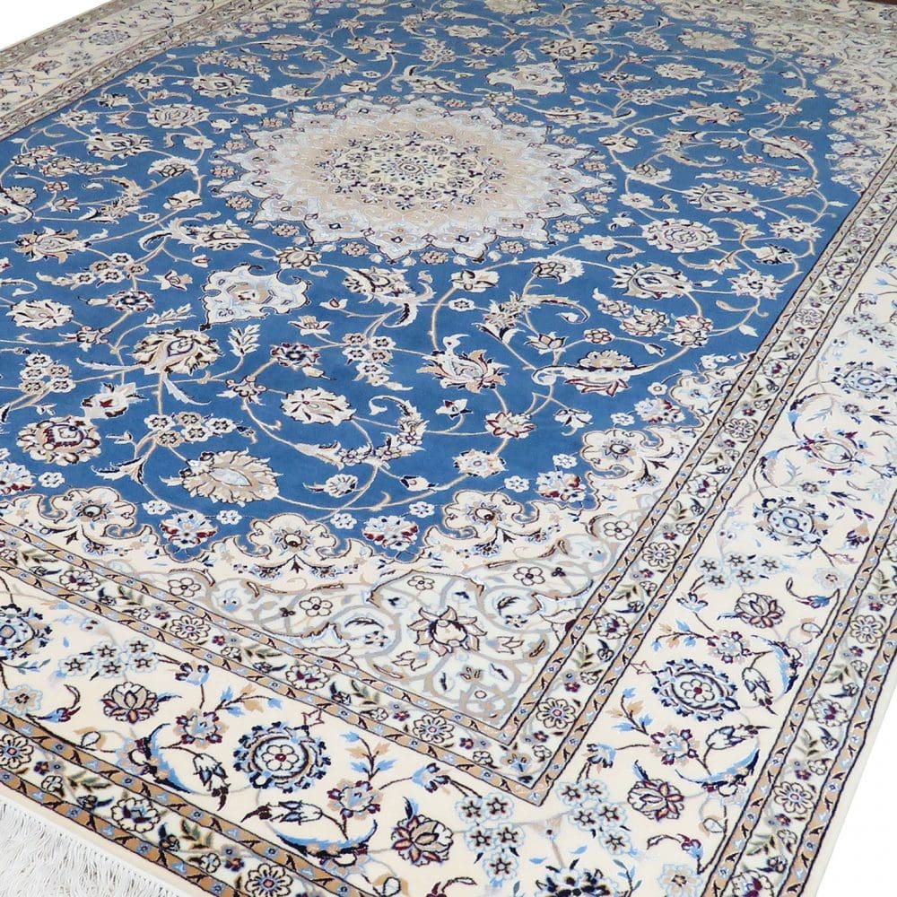 perserteppich-nain-6la-206-x-300-cm-seide-wolle-handgeknupft-latsch-1 Nain Persian Rug 206 × 300 cm, Wool, hand-knotted