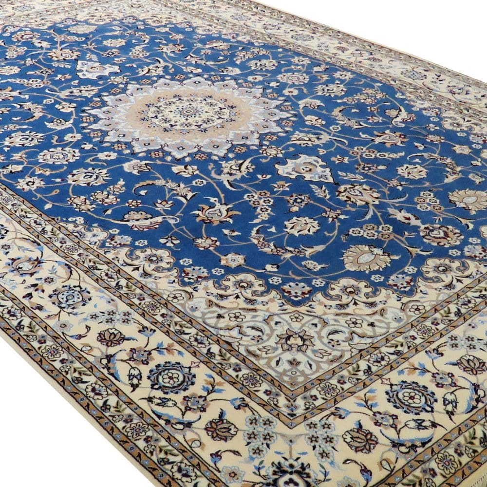 perserteppich-nain-6la-206-x-300-cm-seide-wolle-handgeknupft-latsch-2 Nain Persian Rug 206 × 300 cm, Wool, hand-knotted