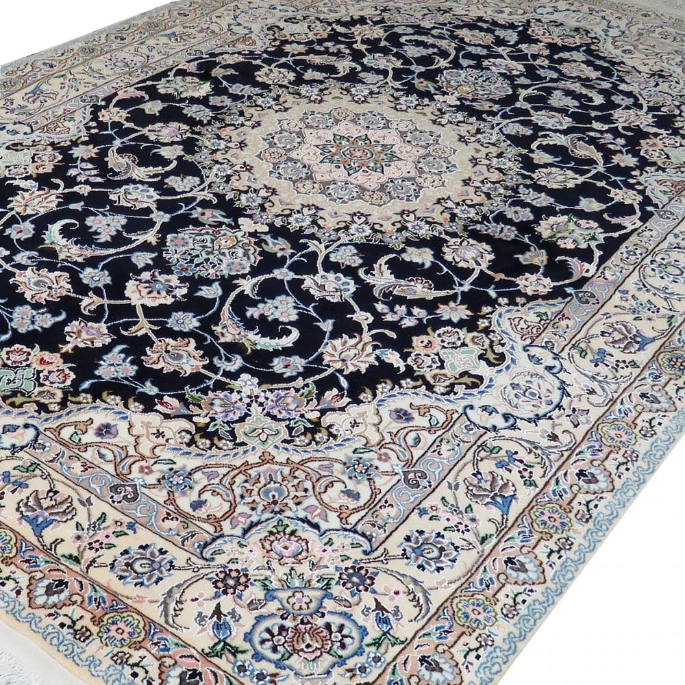 perserteppich-nain-9la-235-x-160-cm-schurwolle-seide-handgeknupft-1 Nain Persian Rug — hand-knotted, 235 × 160 cm, Wool & Silk