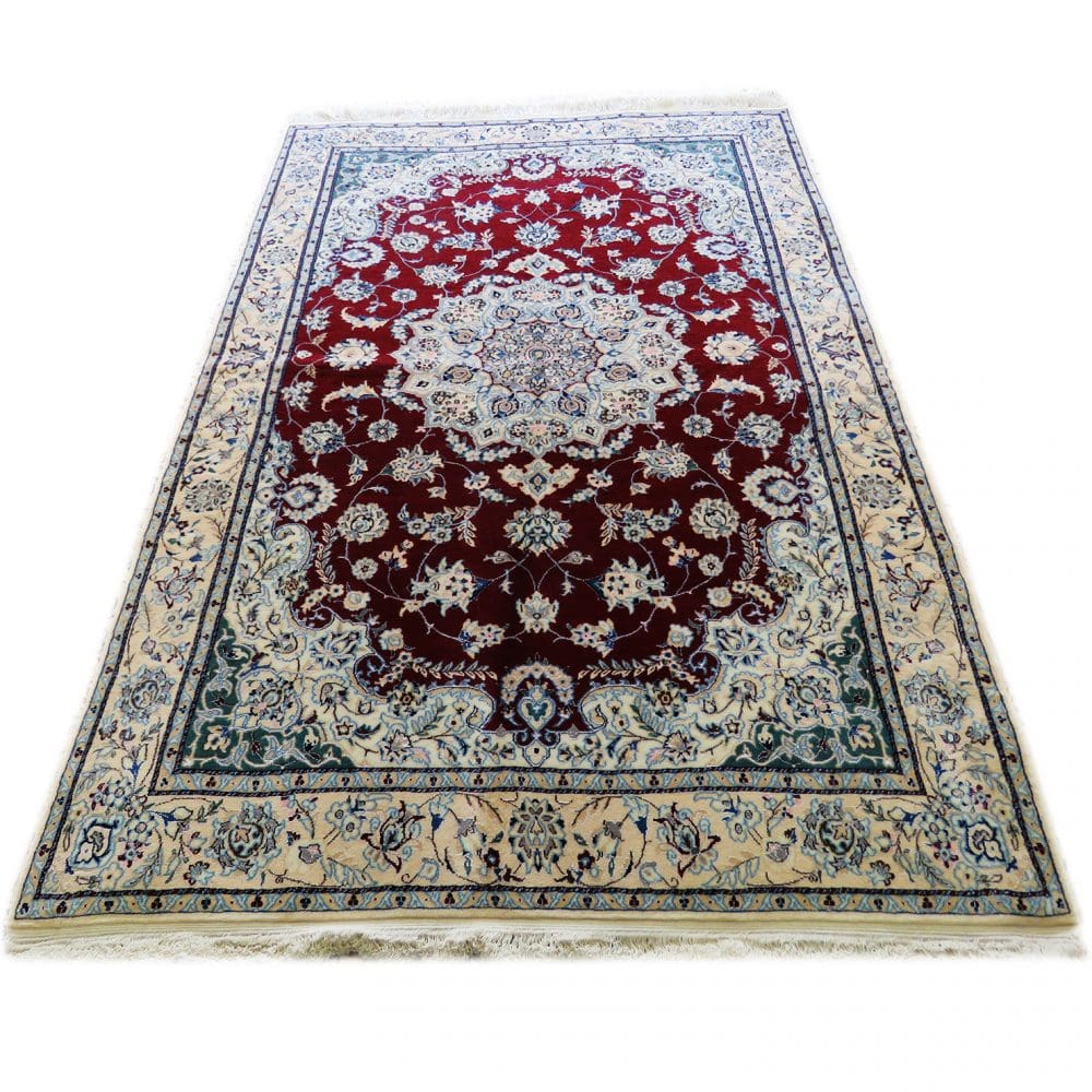 perserteppich-nain-121-x-187-cm-seide-wolle-handgeknupft-lacheln-4 Hand-Knotted Wool & Silk Nain Persian Rug, 121 × 187 cm