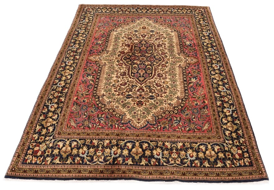 Qom Persian Rug 200 × 140 cm, hand-knotted