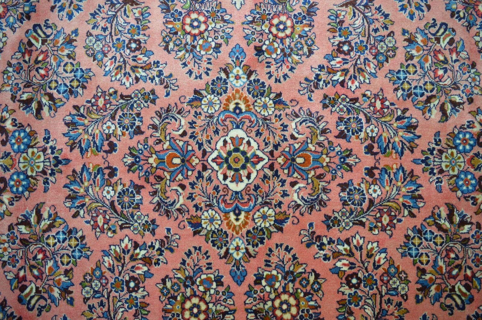Hand-Knotted Wool Sarouk Farahan Persian Rug, 216 × 216 cm