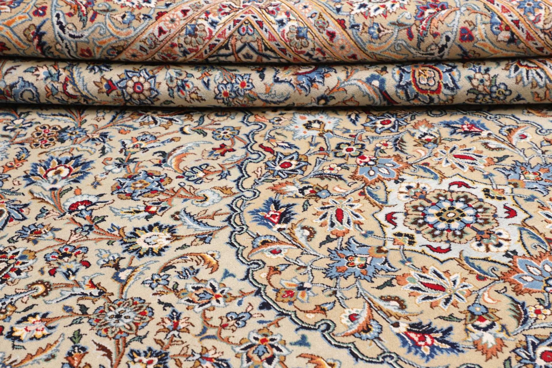Kashan Persian Rug — hand-knotted, 276 × 399 cm, Wool