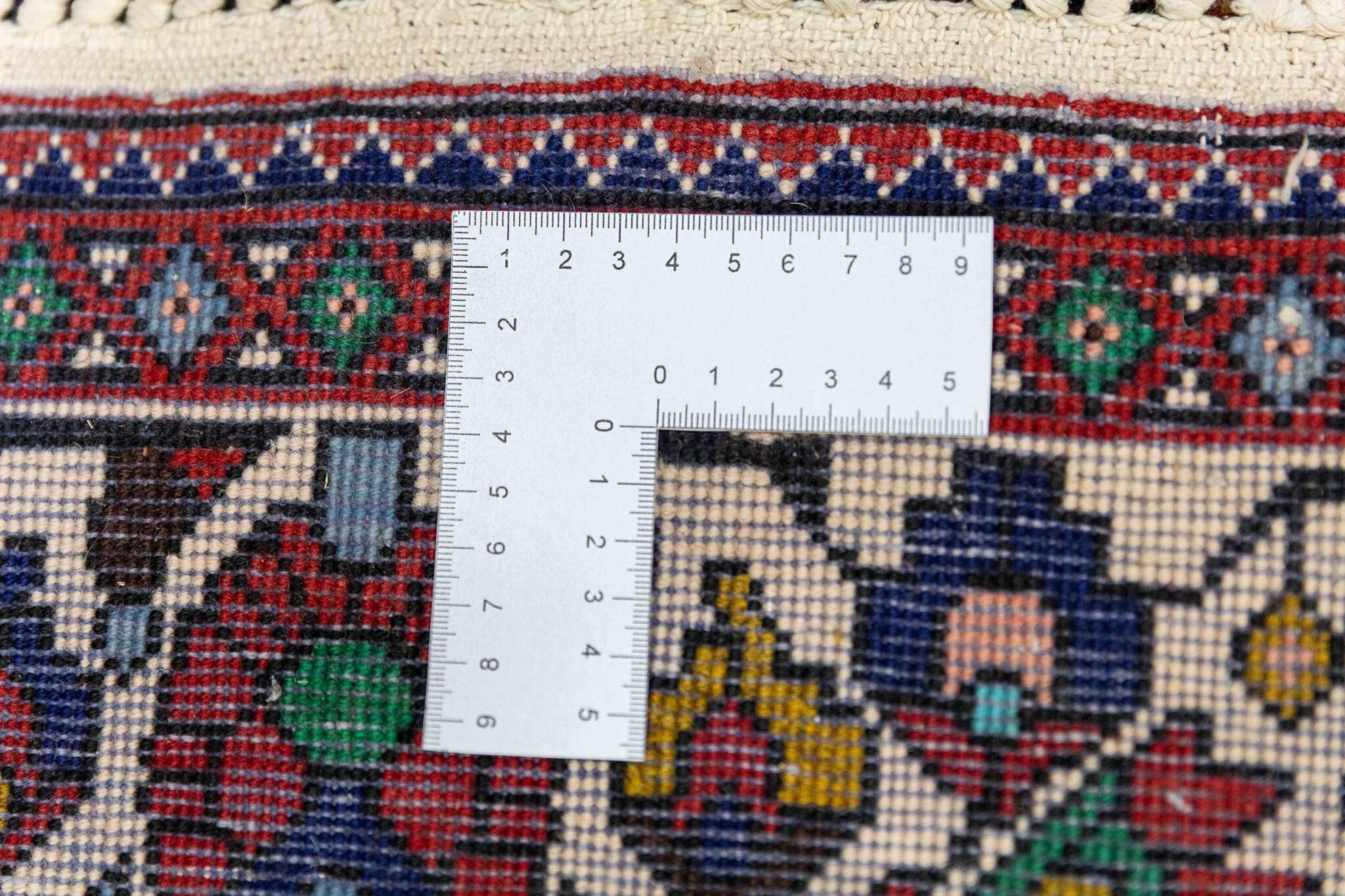 Shiraz Persian Rug — hand-knotted, 280 × 193 cm, Wool