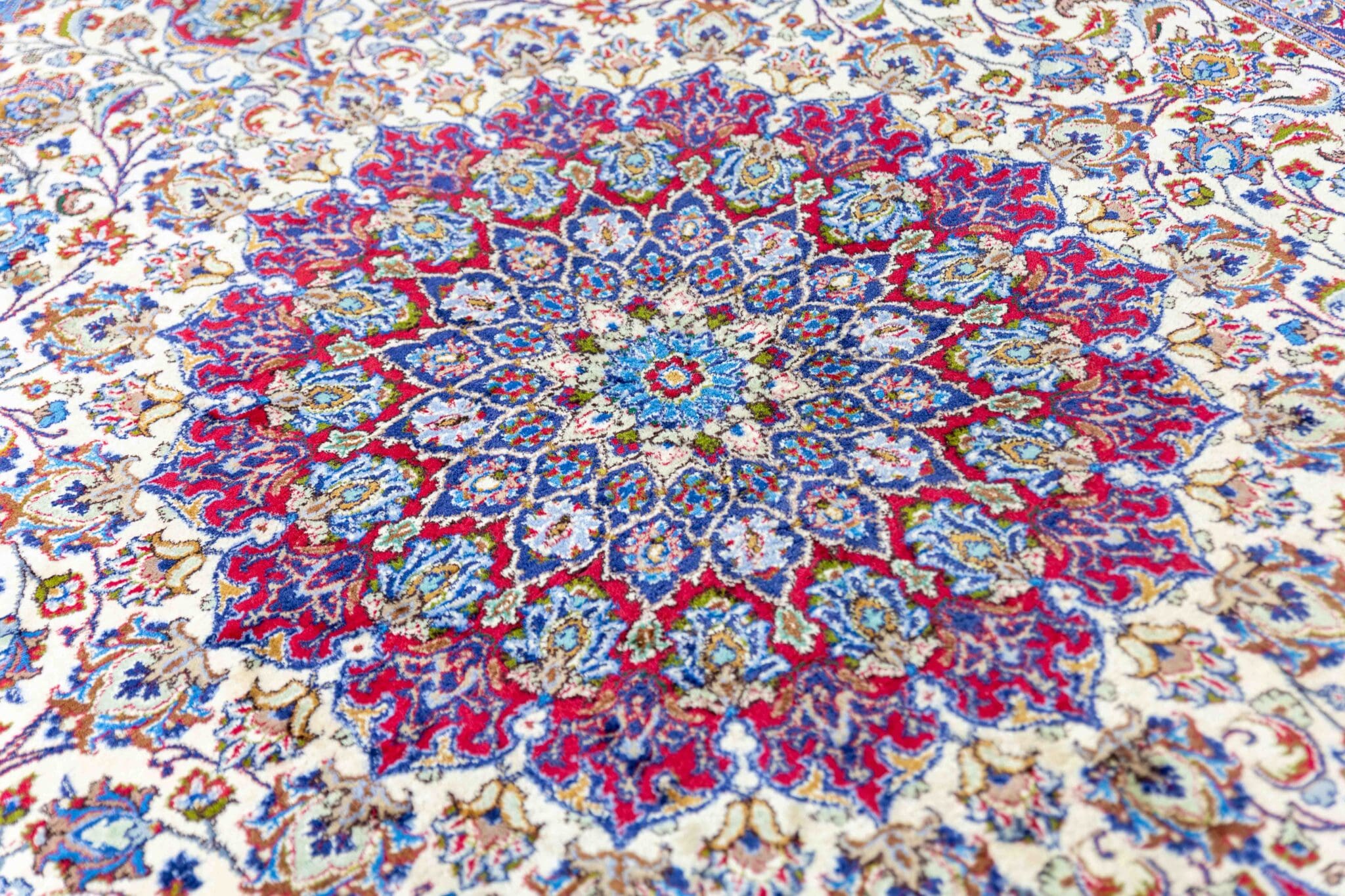 perserteppiche-orientteppiche-462-471-68-scaled Hand-Knotted Wool Tabriz Persian Rug, 357 × 246 cm