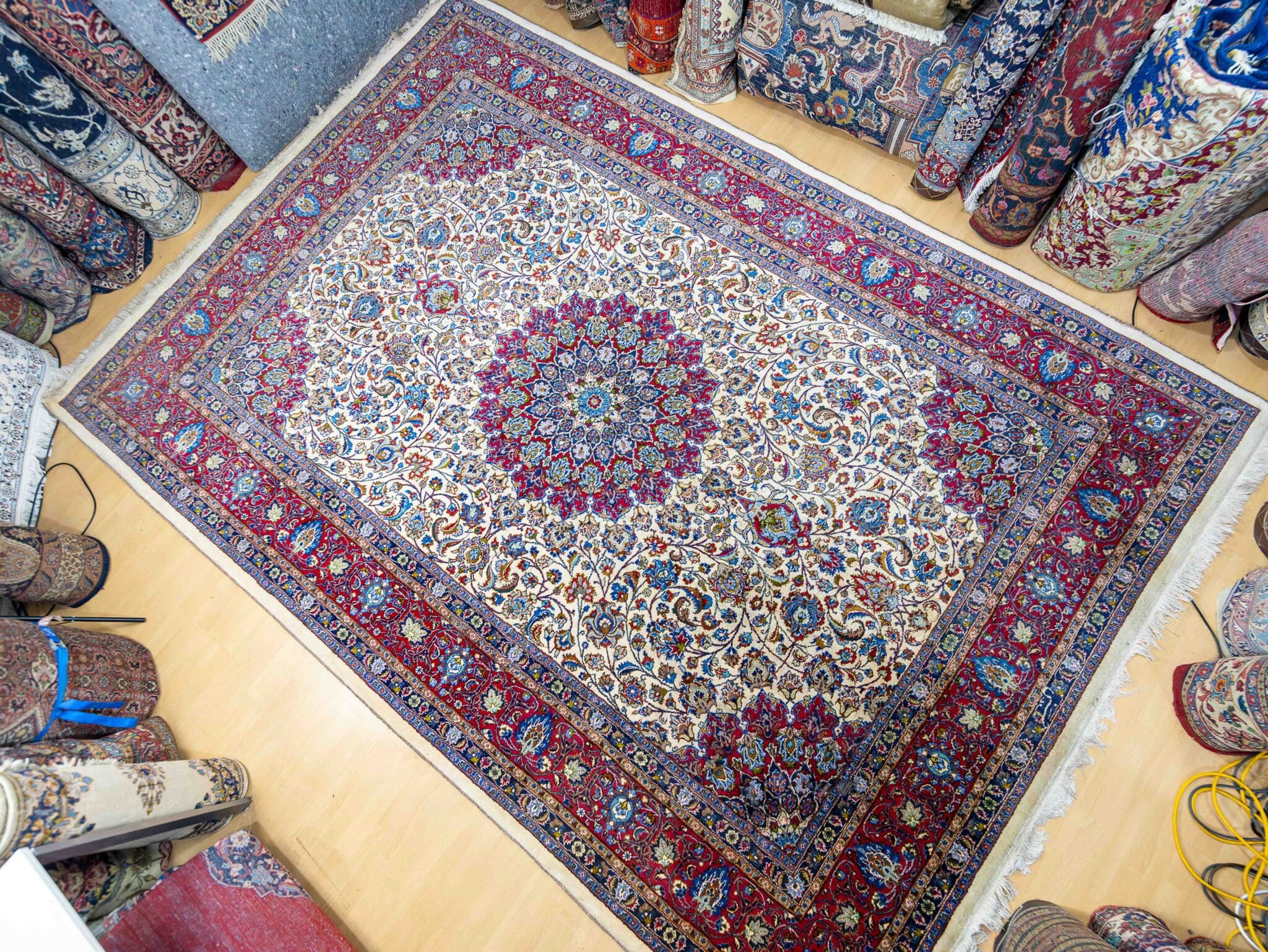 perserteppiche-orientteppiche-462-471-33-1-scaled Hand-Knotted Wool Tabriz Persian Rug, 357 × 246 cm