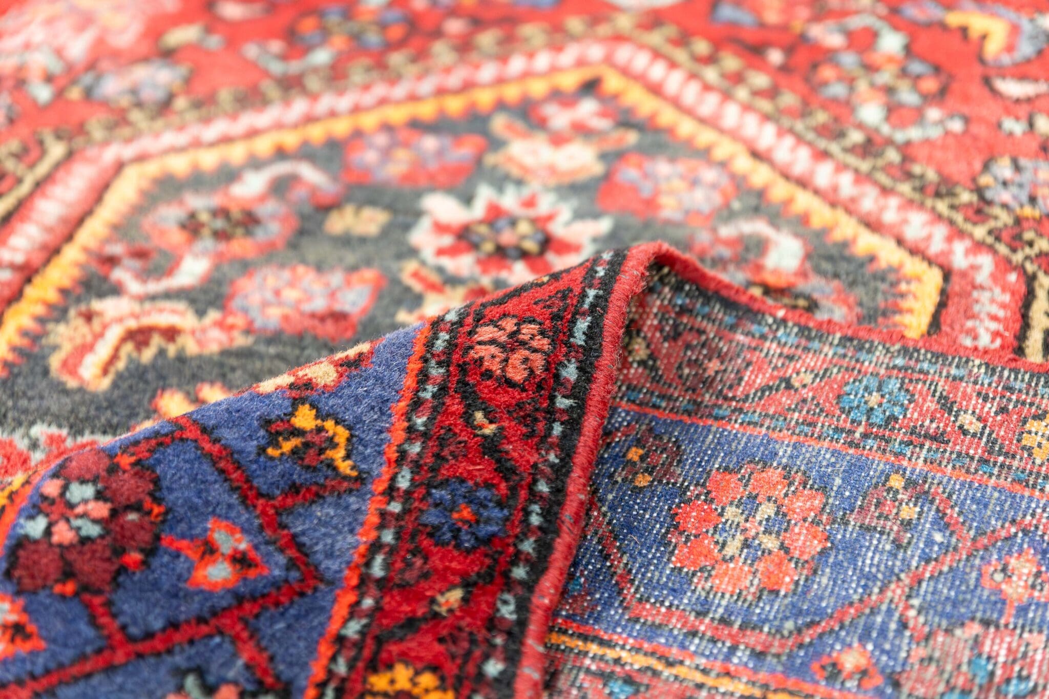 Hamadan Persian Rug 198 × 139 cm, Wool, hand-knotted