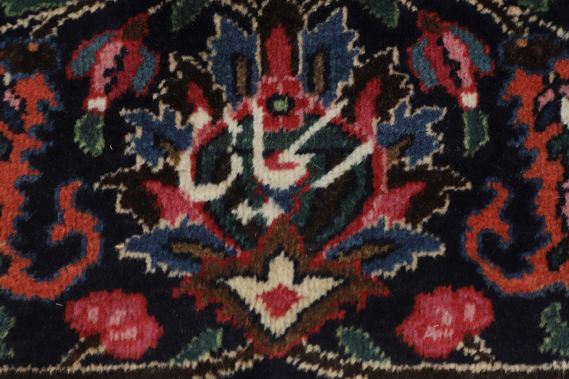 Mashhad Persian Rug 361 × 487 cm, Wool, hand-knotted