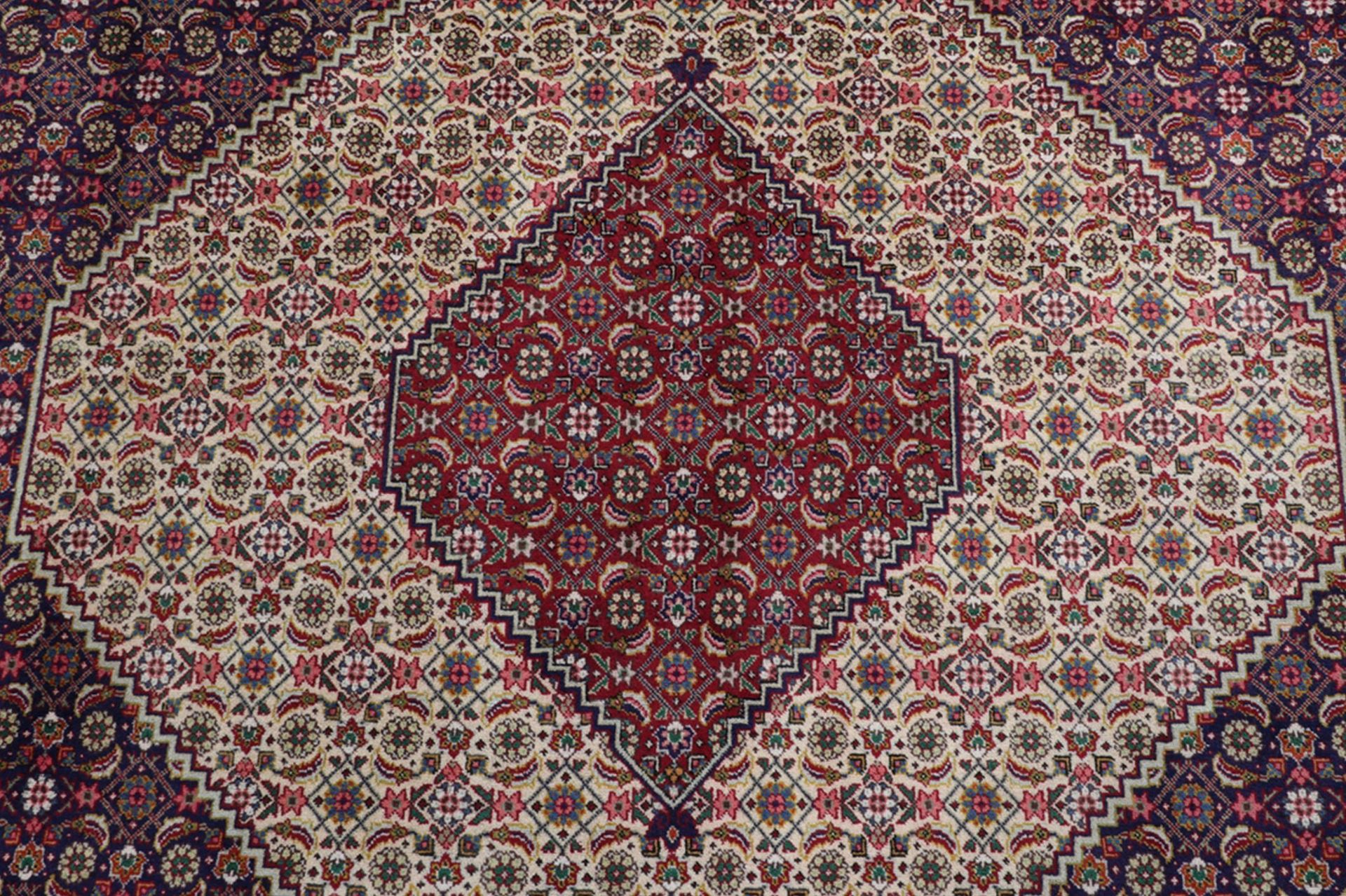 perserteppich-tabriz-295-x-390-cm-schurwolle-seide-handgeknupft-13 Tabriz Persian Rug 295 × 390 cm, Wool & Silk, hand-knotted
