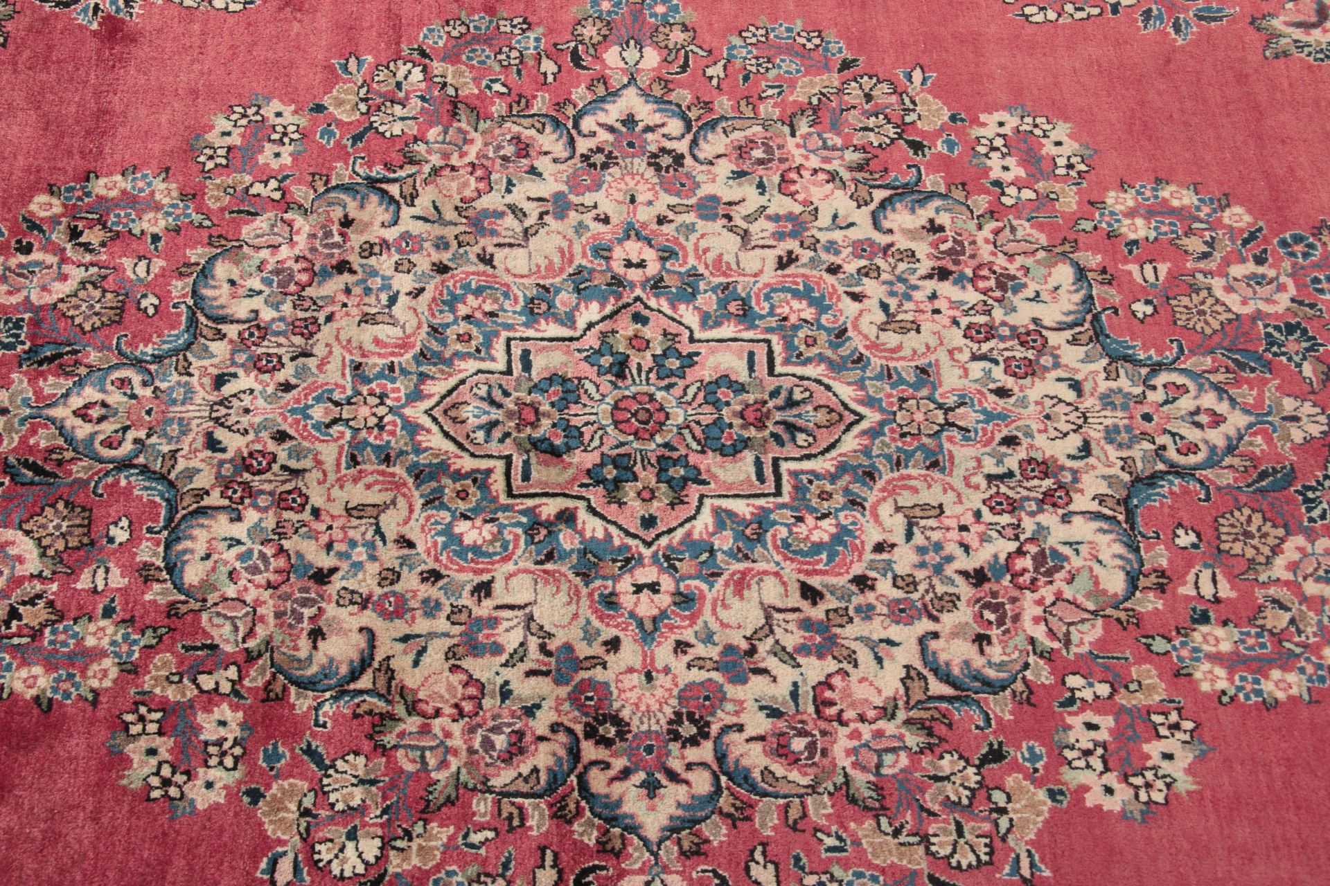Bijar Persian Rug 275 × 385 cm, Wool, hand-knotted