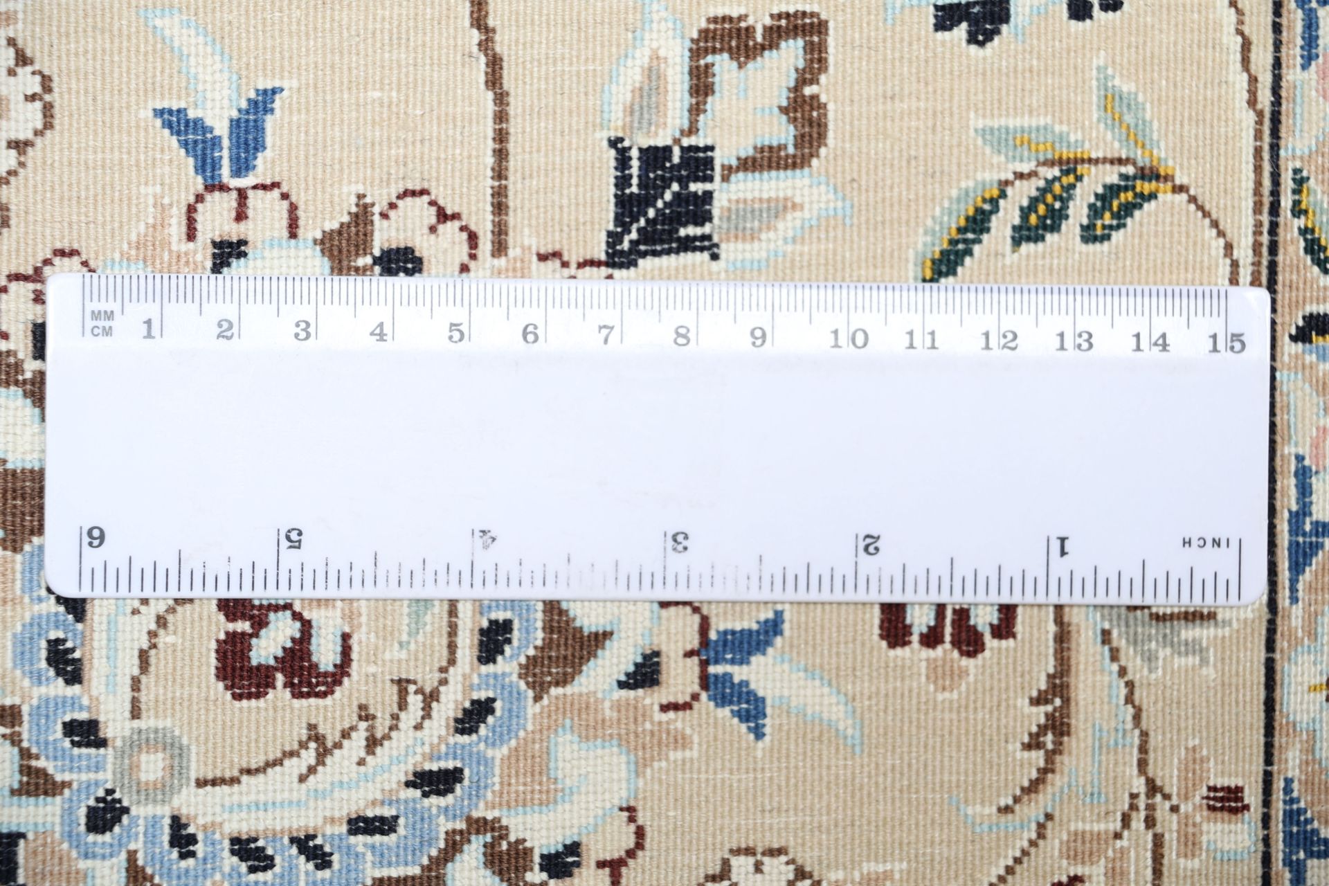 Nain Persian Rug 313 × 407 cm, Wool & Silk, hand-knotted