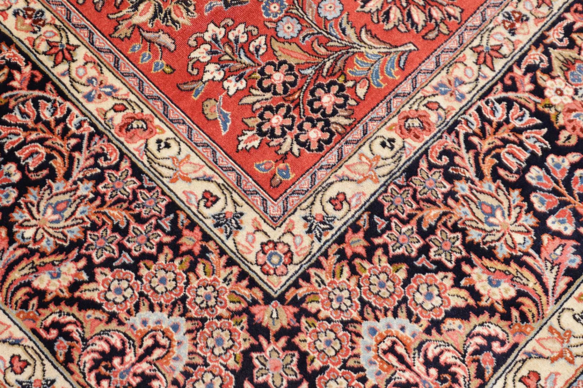 Hand-Knotted Wool Sarouk Persian Rug, 284 × 397 cm