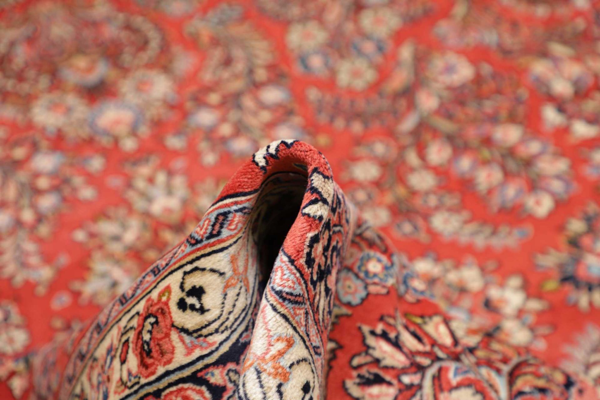 Hand-Knotted Wool Sarouk Persian Rug, 284 × 397 cm