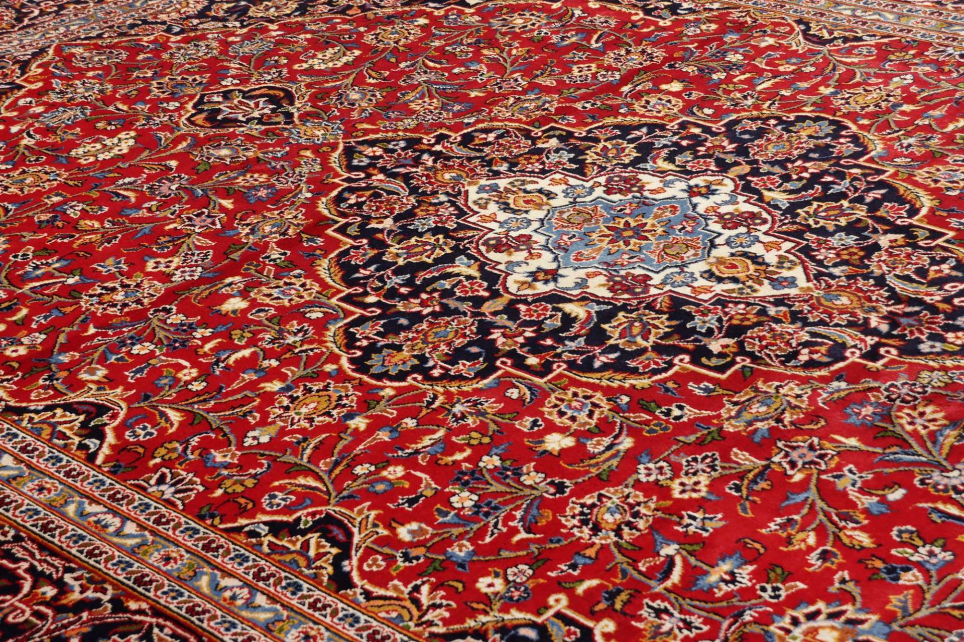Kashan Persian Rug 304 × 404 cm, Wool, hand-knotted