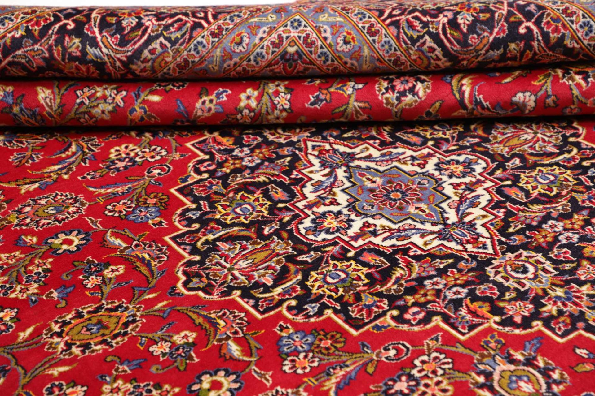 Kashan Persian Rug — hand-knotted, 289 × 394 cm, Wool